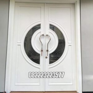 Pintu Rumah Minimalis Warna Putih Motif Kaca Tengah Pintu Rumah Minimalis Warna Putih Motif Kaca Tengah