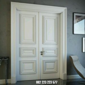 Pintu Rumah Warna Putih Minimalis Cat Duco Kupu Tarung