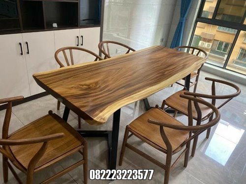 Meja Makan Trembesi Minimalis 5 Kursi